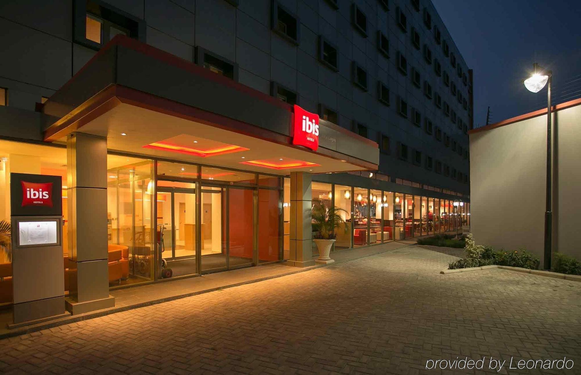 Ibis Lagos Икея Экстерьер фото