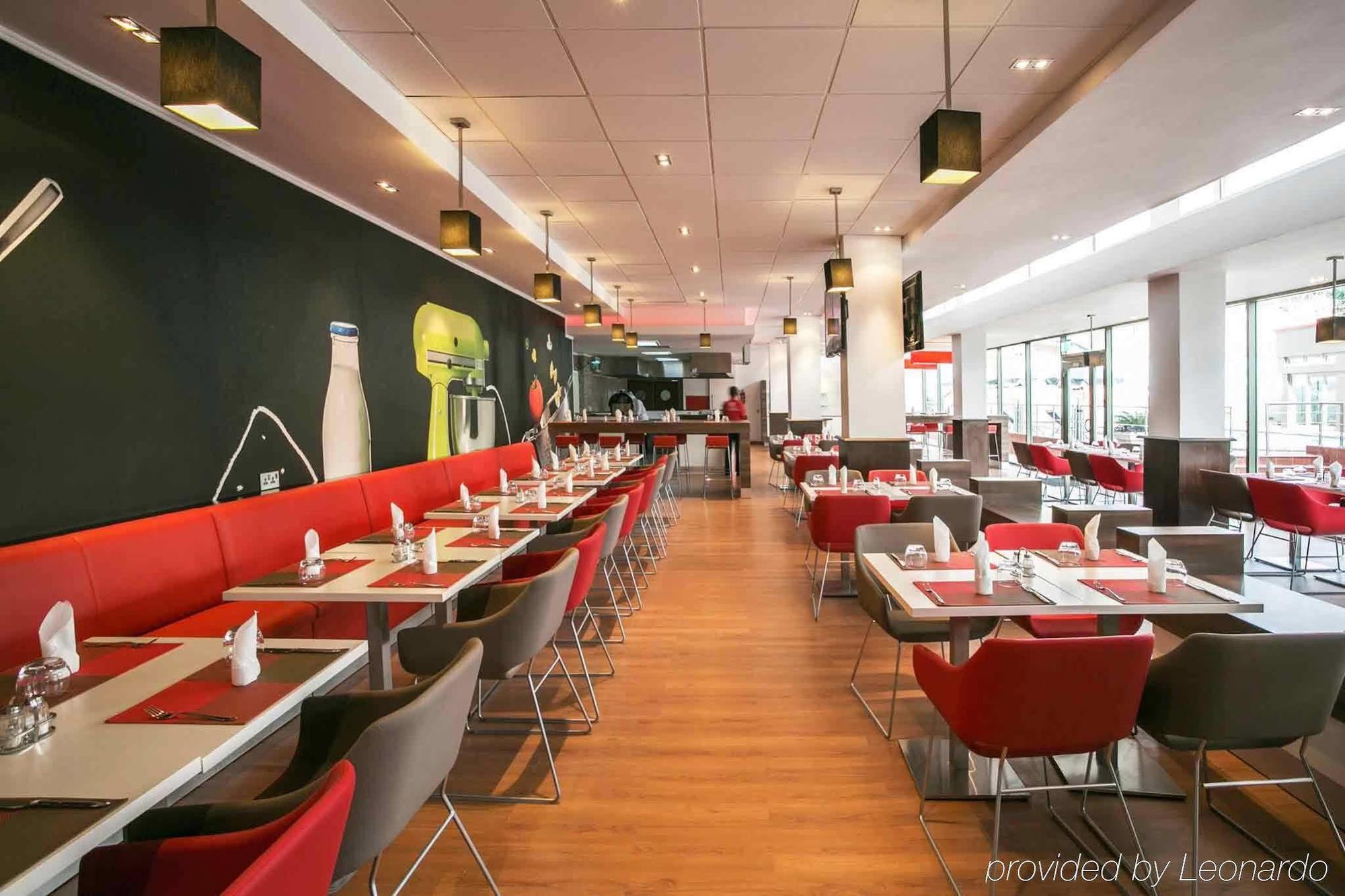 Ibis Lagos Икея Экстерьер фото