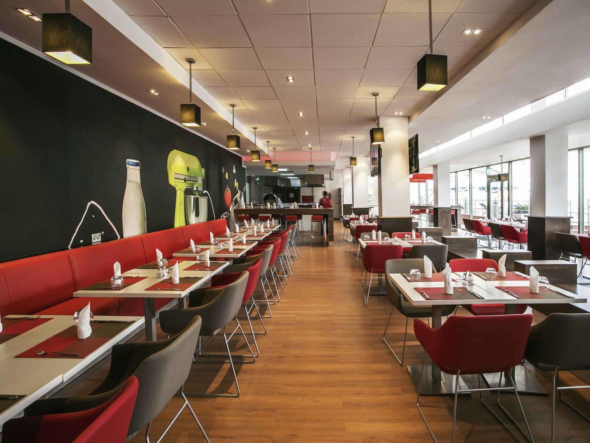 Ibis Lagos Икея Экстерьер фото